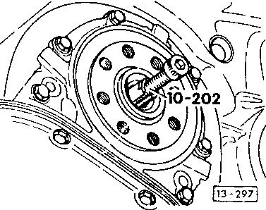 13-297 Extracting the roller bearing